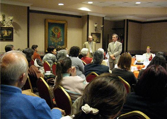 13 meditators instanbul.jpg - Many teachers and practisioners of Maharishi?s Transcendental Meditation Programme in Istanbul attended a fulfilling presentation on the TM Movement?s latest international news.